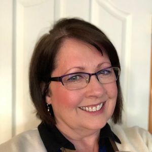 Meet your Posher, Kellie